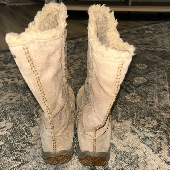 Patagonia Lugano Boots Khaki Suede Waterproof Polartec Primaloft Size 9.5 - Picture 3 of 7